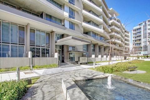 Realm Park 39 Barton ACT - Accommodation Tasmania 40