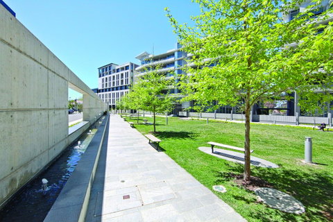 Realm Park 39 Barton ACT - Accommodation Tasmania 24