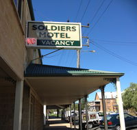 Soldiers Motel - Accommodation Tasmania