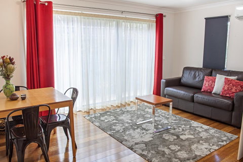 One Of A Kind Apartments - Accommodation Tasmania 7