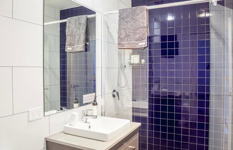 One Of A Kind Apartments - Accommodation Tasmania 20
