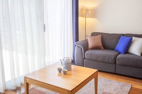 One Of A Kind Apartments - Accommodation Tasmania 24