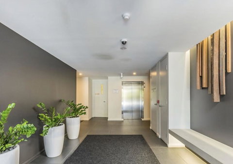 Modern Executive Apt@Barton*1BR*WiFi*Gym*Secure Parking*Canberra - Accommodation Tasmania 16