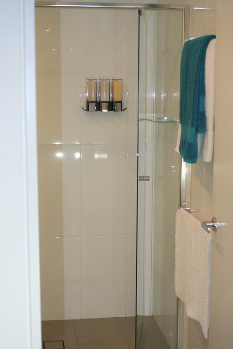 Modern Executive Apt@Barton*1BR*WiFi*Gym*Secure Parking*Canberra - Accommodation Tasmania 15