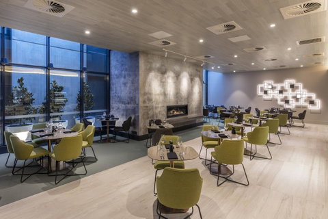 Deco Hotel Canberra - Accommodation Tasmania 1