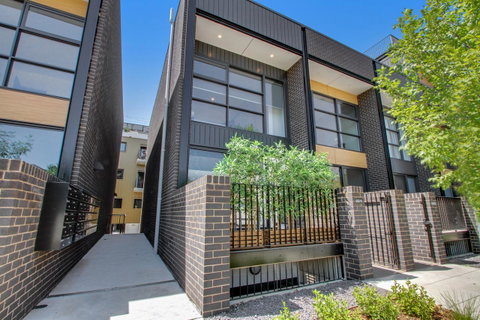 Accommodate Canberra - Parbery - Accommodation Tasmania 4