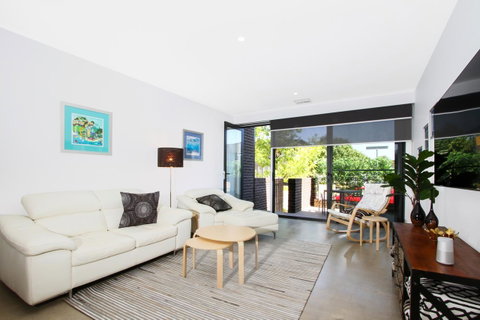 Accommodate Canberra - Parbery - Accommodation Tasmania 1
