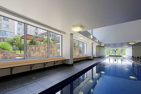 Spacious 1BR Stylish New Acton Apartment +Parking - Accommodation Tasmania 25