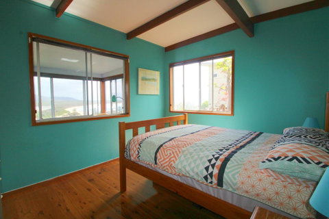 Bally High, 20 Dulconghi Street - Accommodation Tasmania 5
