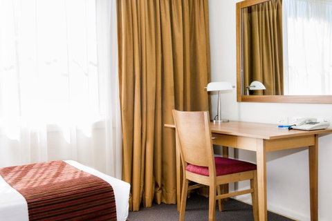 Mantra On Northbourne - Accommodation Tasmania 6