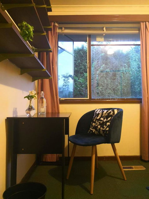 Space And Quiet Safe Room Canberra - Accommodation Tasmania 9