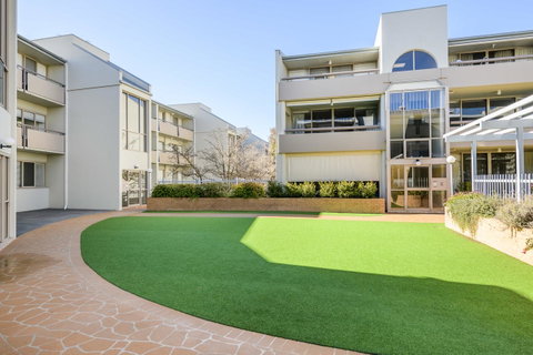 Accommodate Canberra - The Summit - Accommodation Tasmania 4
