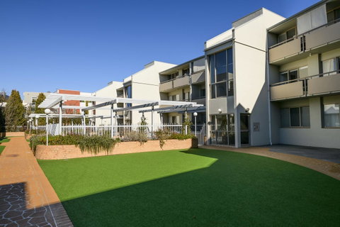 Accommodate Canberra - The Summit - Accommodation Tasmania 3
