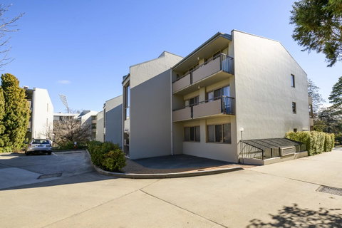 Accommodate Canberra - The Summit - Accommodation Tasmania 2