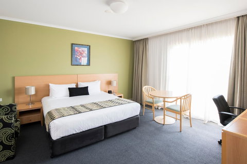 The Woden Hotel - Accommodation Tasmania 9