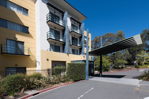 The Woden Hotel - Accommodation Tasmania 1