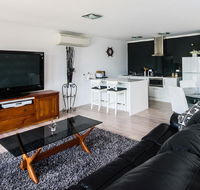 Lure Bed and Breakfast - Accommodation Tasmania