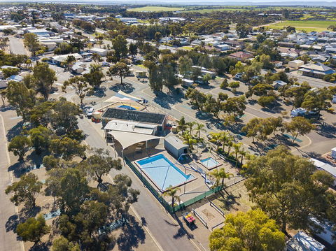 Port Broughton Tourist Park - Accommodation Tasmania 9