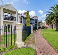 Port Adelaide Harbourside House - Accommodation Tasmania