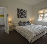 Cowan Street Bungalow - Accommodation Tasmania