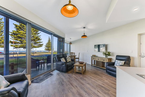 Bonnies Of Beachport - Accommodation Tasmania 28