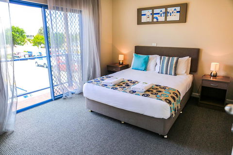 Marina Hotel - Accommodation Tasmania 30