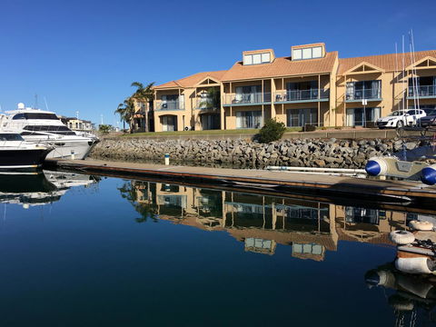 Marina Hotel - Accommodation Tasmania 35