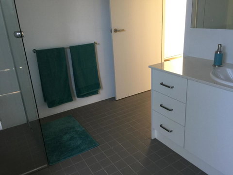 Villas On The Bay Kingscote - Accommodation Tasmania 14
