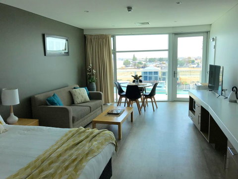 Ocean View Luxury Apartment & Suite - Accommodation Tasmania 24