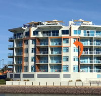 Wallaroo Marina Waterfront Luxe Apartment - Accommodation Tasmania