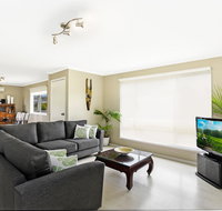 Ainslie Roberts Drive Retreat - Accommodation Tasmania