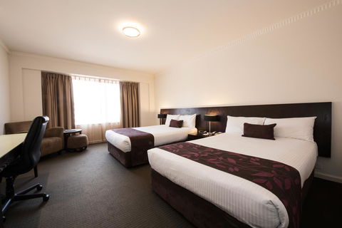 Hotel Grand Chancellor Adelaide - Accommodation Tasmania 2