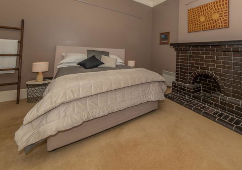 The Tudor House - Accommodation Tasmania 12