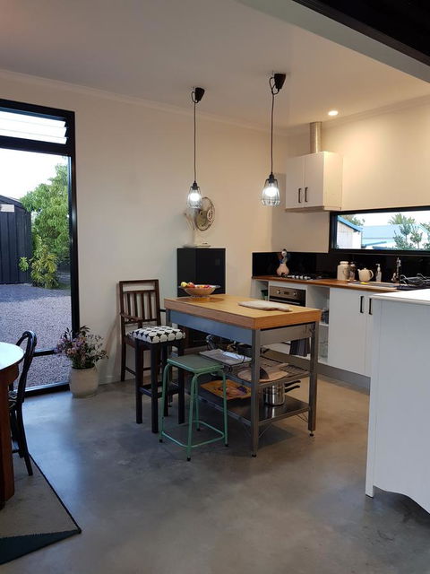 Sinclair Eco House - Accommodation Tasmania 9