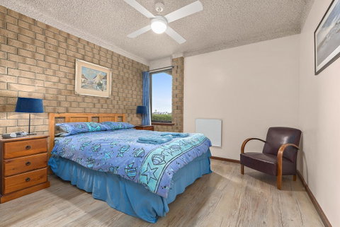 Sun & Surf Aldinga Beach Apartment - Accommodation Tasmania 8