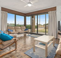 Sun  Surf Aldinga Beach Apartment - Accommodation Tasmania
