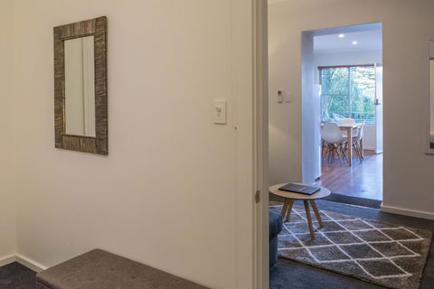 Bay 10 - Suites And Apartments - Accommodation Tasmania 23