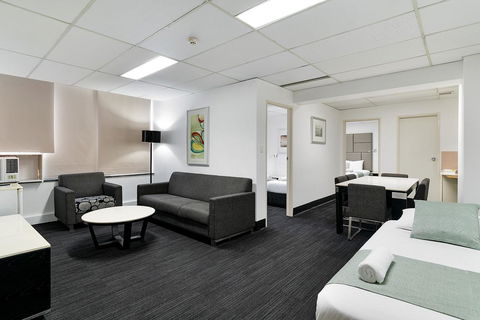 Cosmo On Bank - Accommodation Tasmania 5