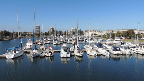 Glenelg - Marina Retreat - Accommodation Tasmania 0