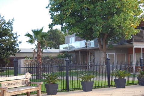 Barossa Valley Apartments - Accommodation Tasmania 1