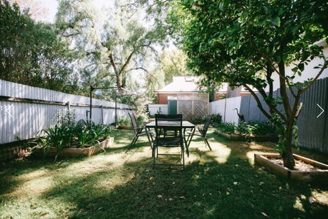 A Rose By The Park - Accommodation Tasmania 12