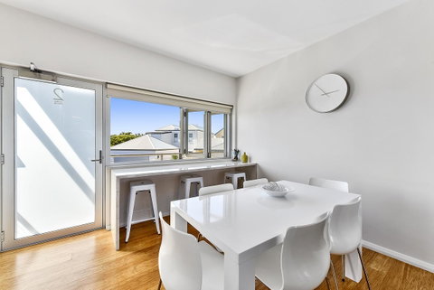Aloha Waterfront Properties - Accommodation Tasmania 24