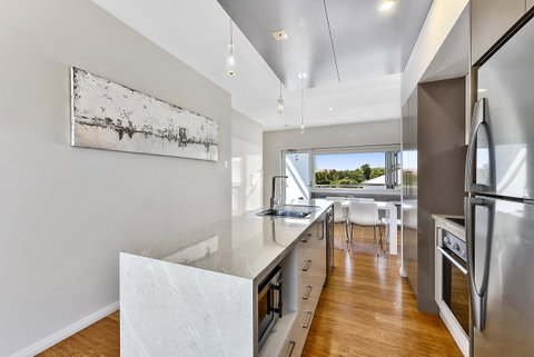 Aloha Waterfront Properties - Accommodation Tasmania 25