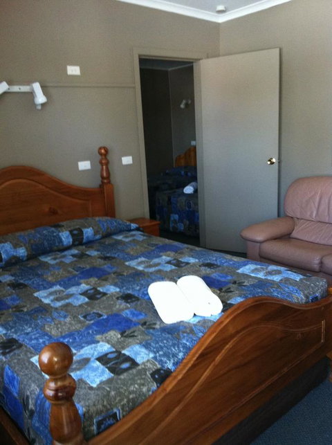 Ardeanal Motel - Accommodation Tasmania 12