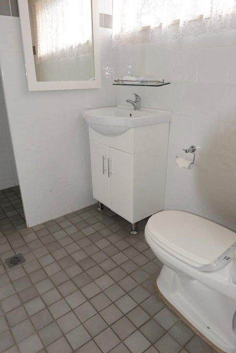 Ardeanal Motel - Accommodation Tasmania 9