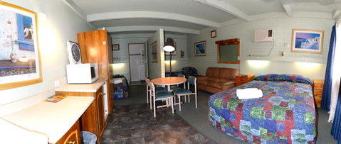 Ardeanal Motel - Accommodation Tasmania 7