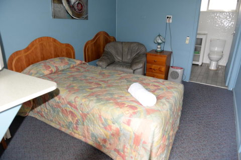 Ardeanal Motel - Accommodation Tasmania 37