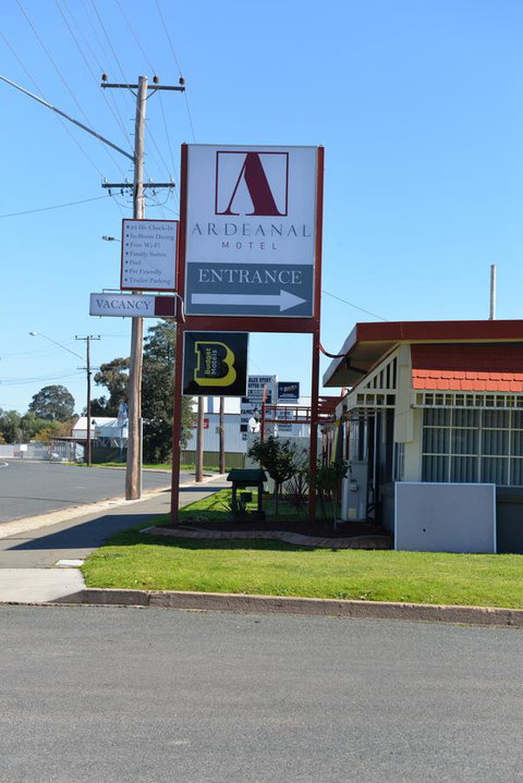 Ardeanal Motel - Accommodation Tasmania 3