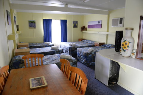 Ardeanal Motel - Accommodation Tasmania 44
