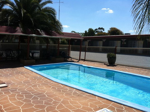 Ardeanal Motel - Accommodation Tasmania 14